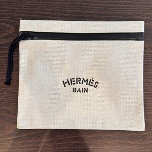 Hermes Bain Beige Pouch